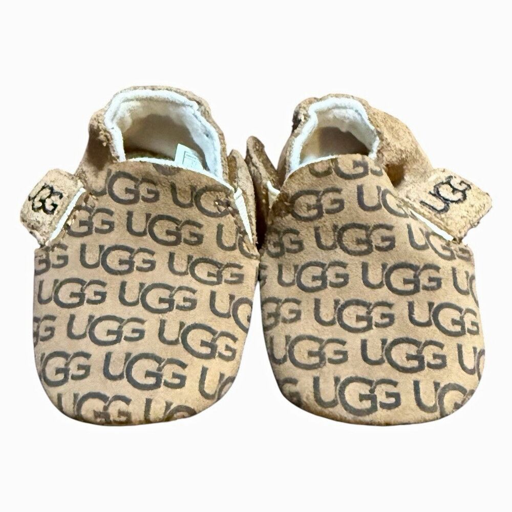 UGG Roos Baby Crib Shoes 0/1 Brown Suede Allover Logo Soft Sole Booties